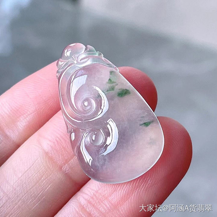 高冰翡翠如意_翡翠