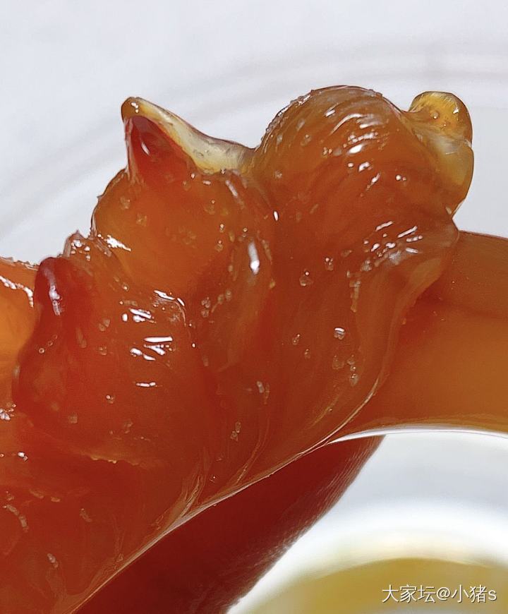 玛瑙泡水后出现白色结晶_玉髓玛瑙