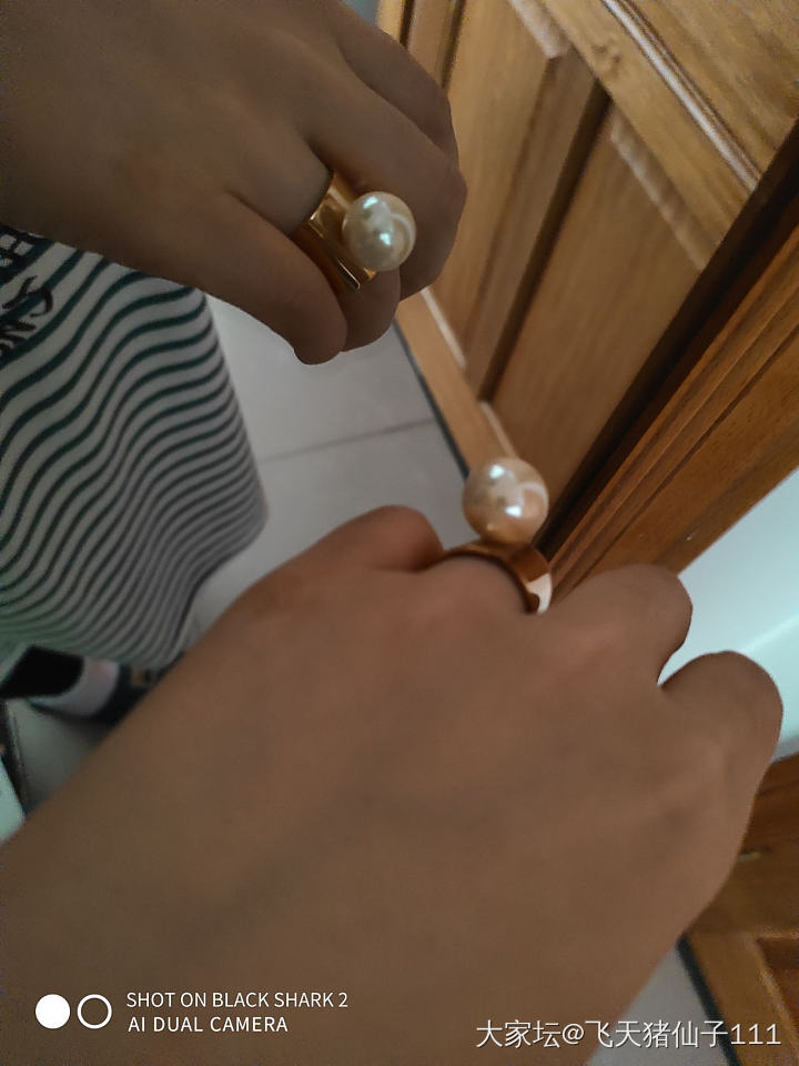 有一颗大珍珠 😛_人造饰品
