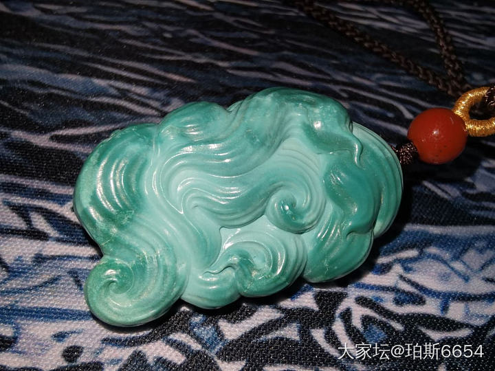 绿松石到了拍了些渣图，等待变化_文玩