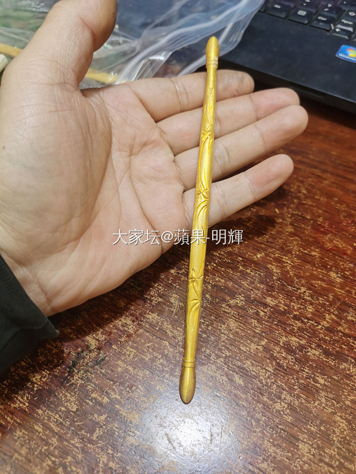 跟风打了坛红的镯子，很喜欢_打金手镯金