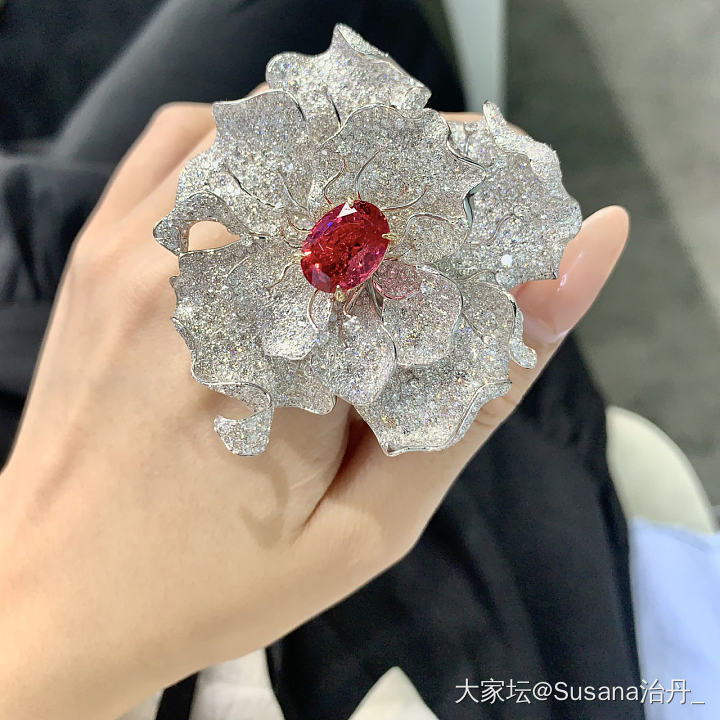迷了眼 超美耶耶 都是豪镶🪄💗_网店商家彩色宝石