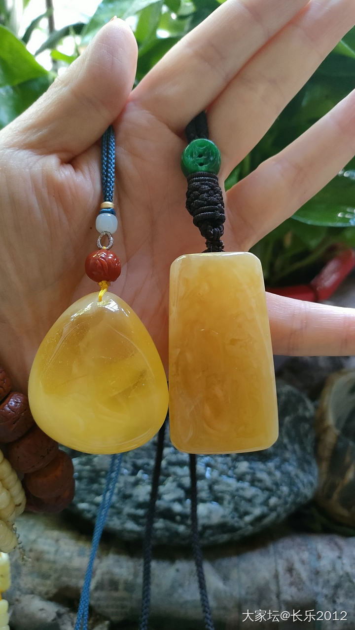 大家是不是都重新利用自己剪掉的挂绳？_琥珀蜜蜡