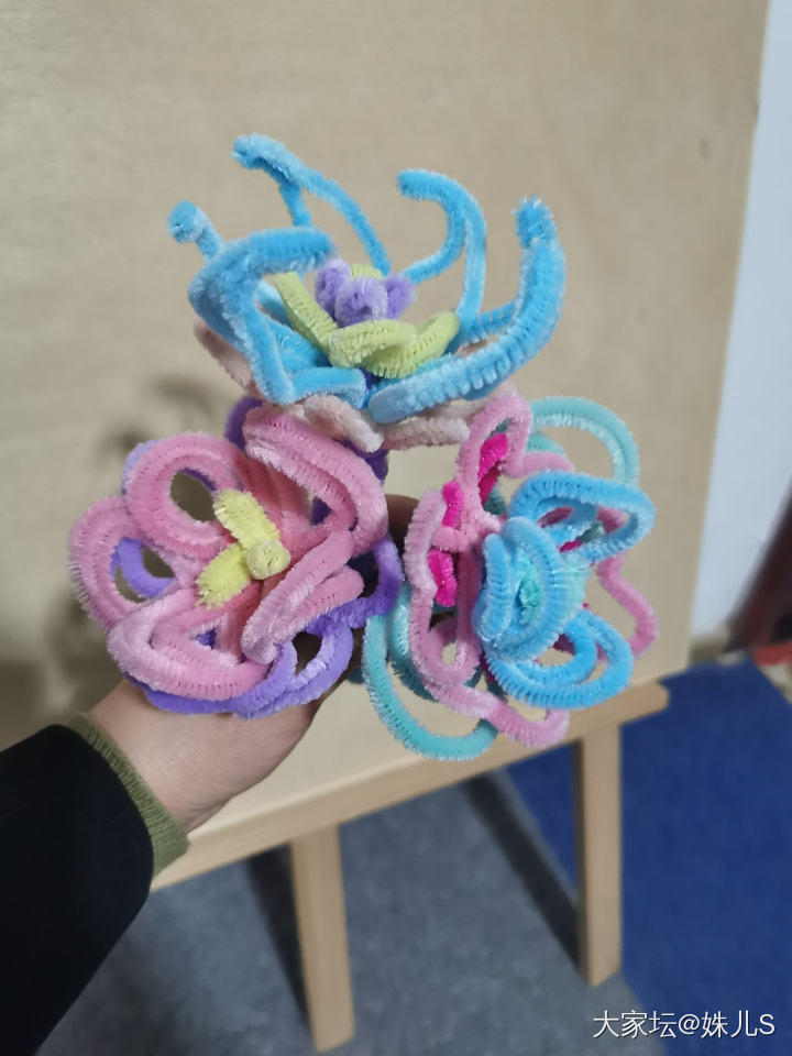 两天扭扭棒花束成果_手工diy