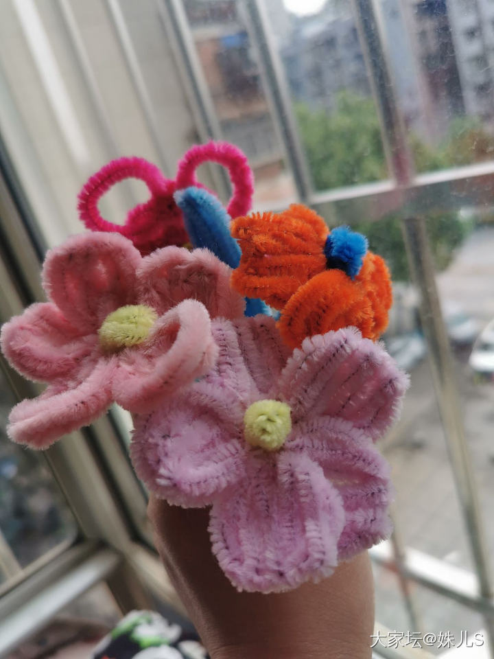 两天扭扭棒花束成果_手工diy