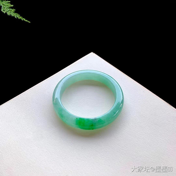 求51 52的种水好的翡翠镯镯_翡翠