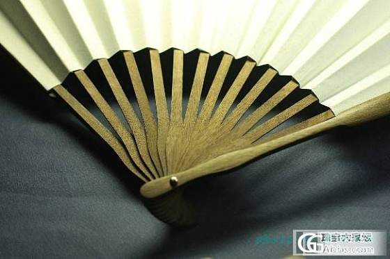 [晋京木斋]-精选的阴沉金丝楠料，一尺十三档扇骨，带空白扇面_文玩