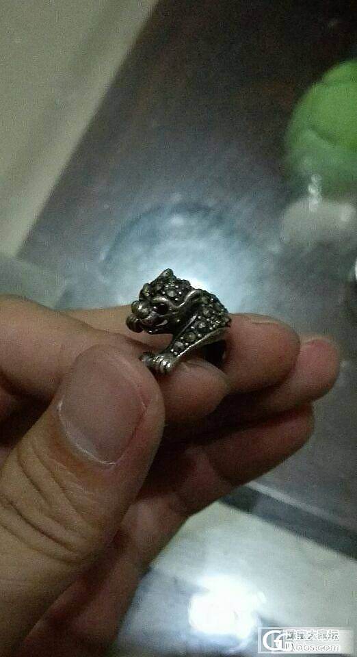 有姐姐说大家只晒镯子 那我就不要脸的晒我的丑戒指们吧 都是脑子进水买的_戒指银
