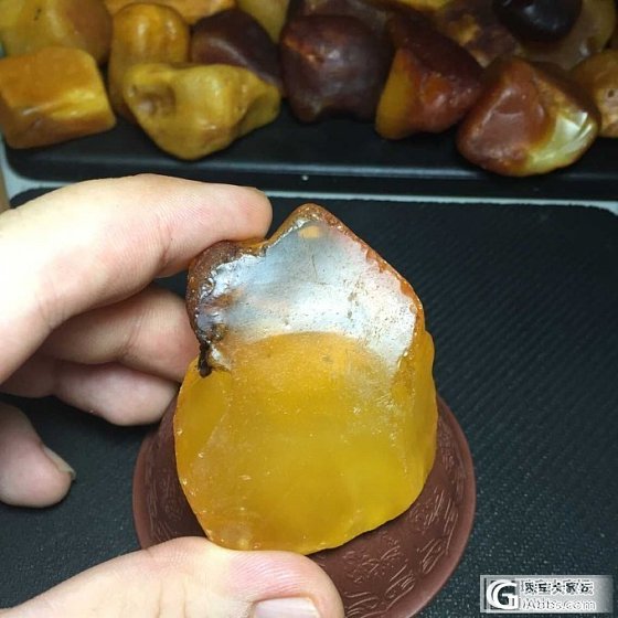 琥珀蜜蜡原石 丹麦料原石_有机宝石