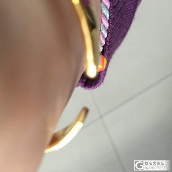 今天刚到的李卡福_手镯金