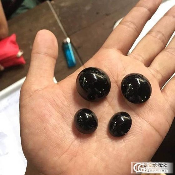 【兔子翡翠】8月在缅甸淘货游记全是带色的_珠宝缅甸集散地翡翠