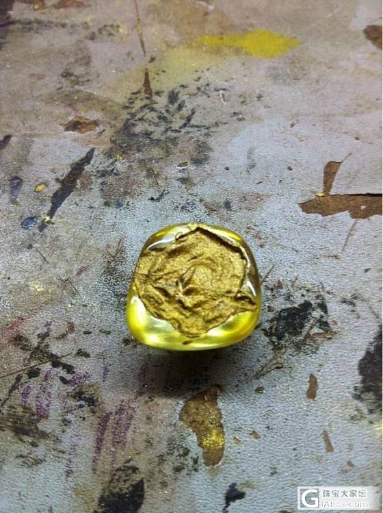 历时一个月金珀阴雕与纯金粉和大漆的完美结合，求闪闪对得起用心_琥珀