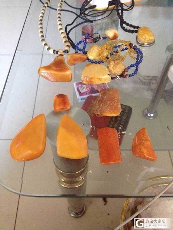 胖纸的蜜蜡吊坠篇_蜜蜡