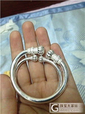 小珍独家金锁秀+青梅竹马金镯，多多打闪_吊坠手镯金