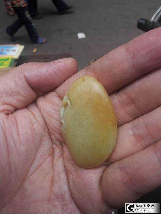 这条金鱼是真的籽料吗？大家多指点！_有机宝石