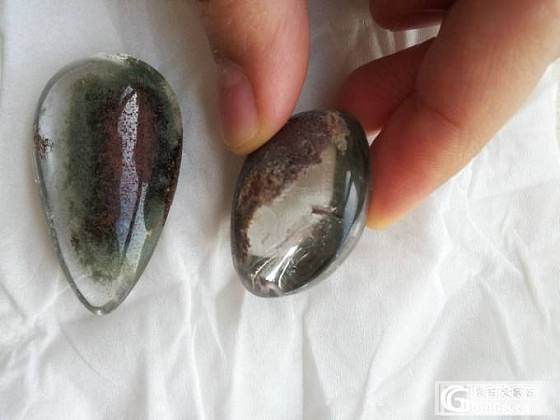 2块绿幽灵吊坠加起来共计60克，2个打包1200，有没人要啊---接受南红108..._宝石