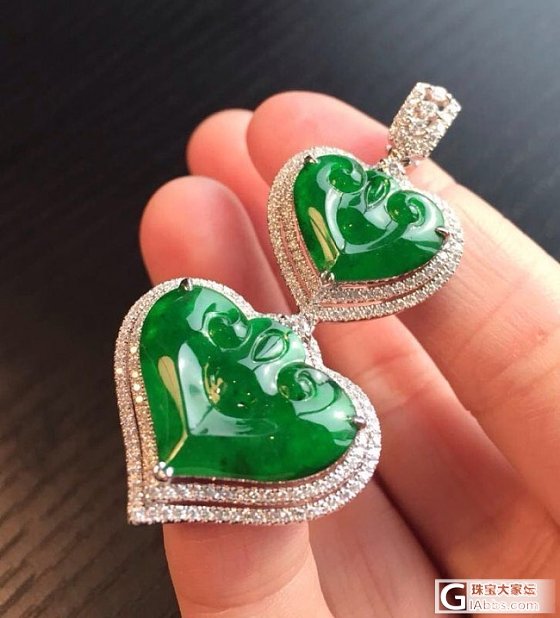 翡翠绿蛋戒指18k,全新...帝王绿满绿爱心吊坠。。_珠宝