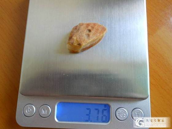 琥珀蜜蜡原石_有机宝石