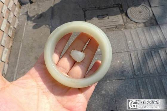 56内径宽素籽镯（已出）_卡禄珠宝