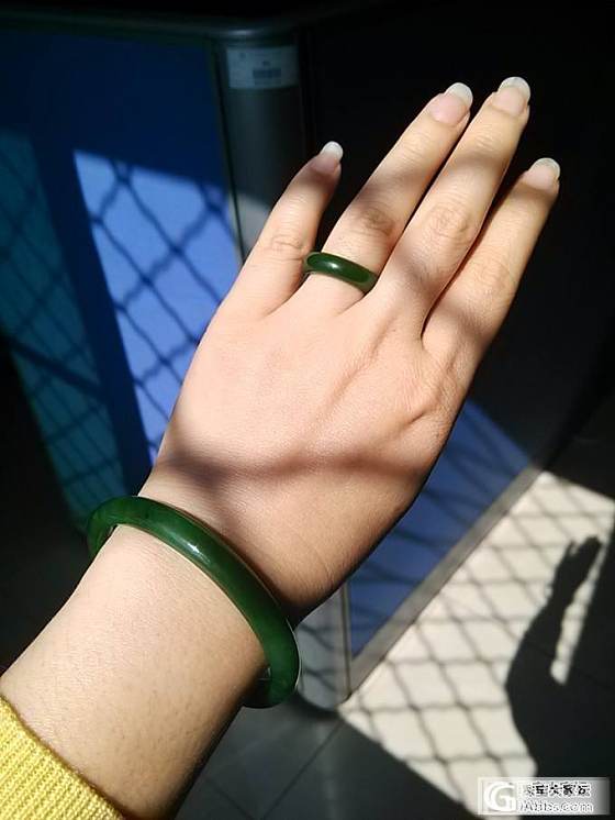 籽莲蓬碧玉珠链镯子_玉石
