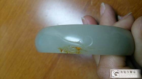 一只小青镯，如何判断纹还是裂？_和田玉