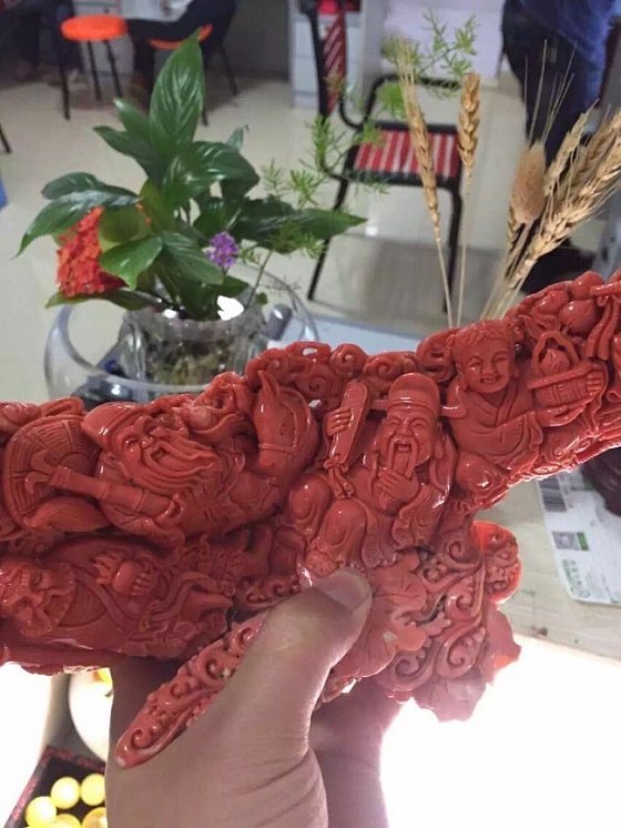 MOMO重器来袭,1608克_有机宝石