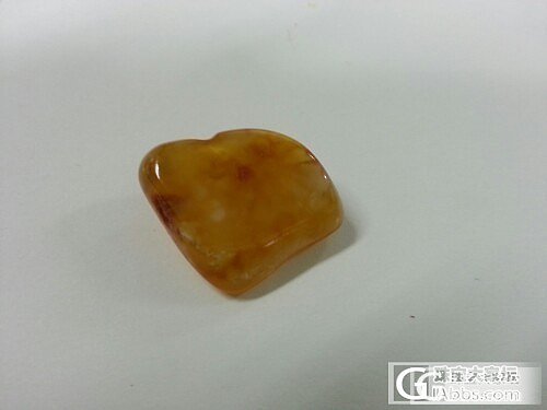 自己磨了个随形，里面花花的，请随评。_琥珀