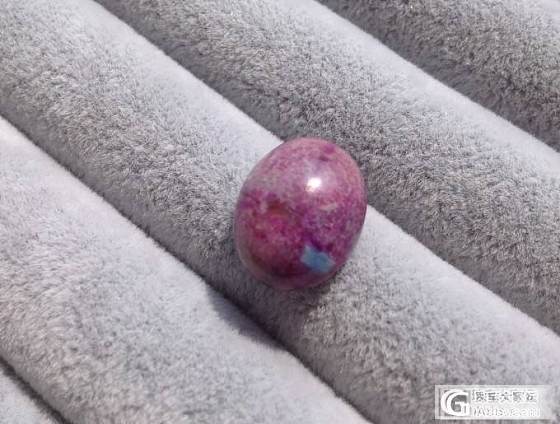 出血。小舒界面随意刀啊啊珊瑚花花 祖母绿锁骨链_宝石