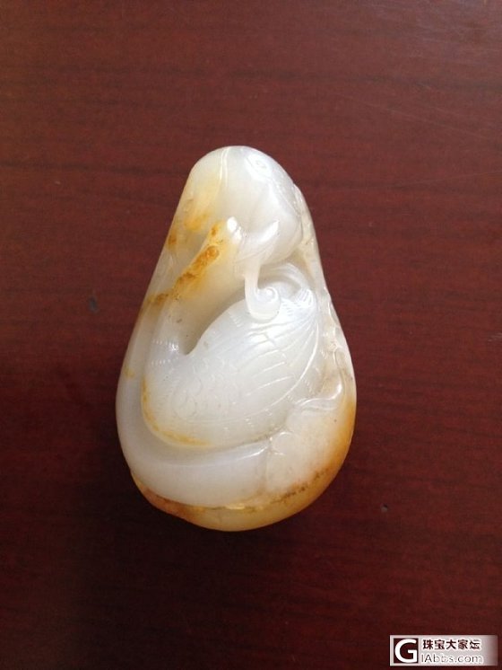 请看看这大白灰鹅，是和田籽料的吗_和田玉