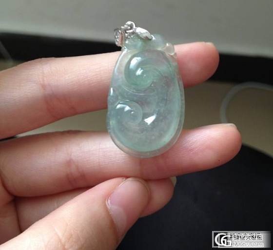 新入一个水水的如意吊坠~请大神们来评价下_翡翠