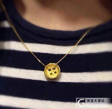 超级超级希望校长出《匹诺曹》朴信惠的纽扣坠子！_吊坠金