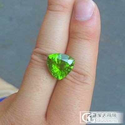 闪闪的橄榄石11.4卡拉_刻面宝石橄榄石