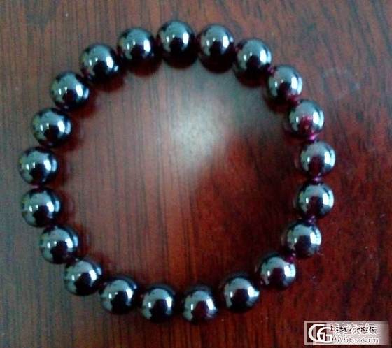 9mm石榴，这才是拿到手上的真实感觉，没有卖家的图那么仙_石榴石