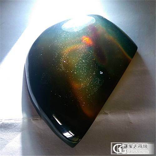 淘到一块原石，各位给看看是血珀还是绿珀？_琥珀