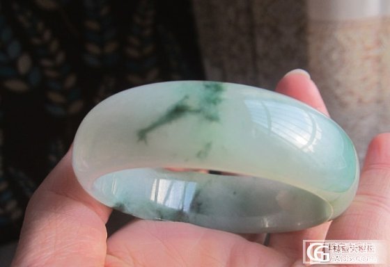 有竖裂，价值几何？_翡翠