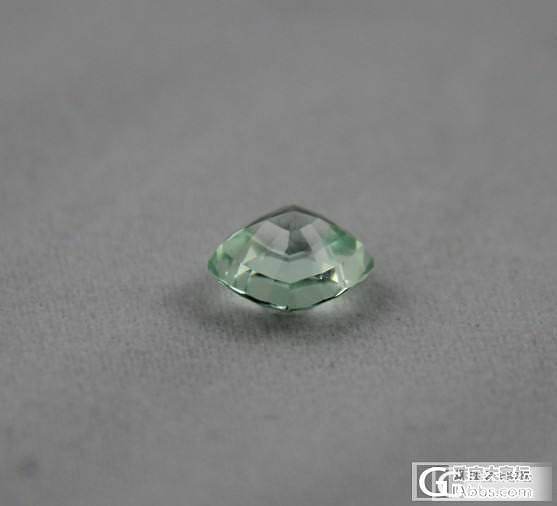 一颗特别的苹果绿金绿宝石_刻面宝石宝石