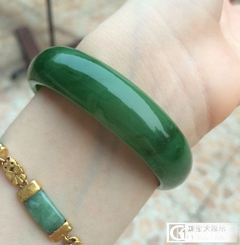 年底缺米 大刀转碧玉镯子_玉石