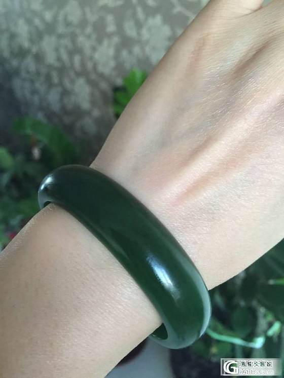 晒一晒碧玉贵妃镯_手镯碧玉