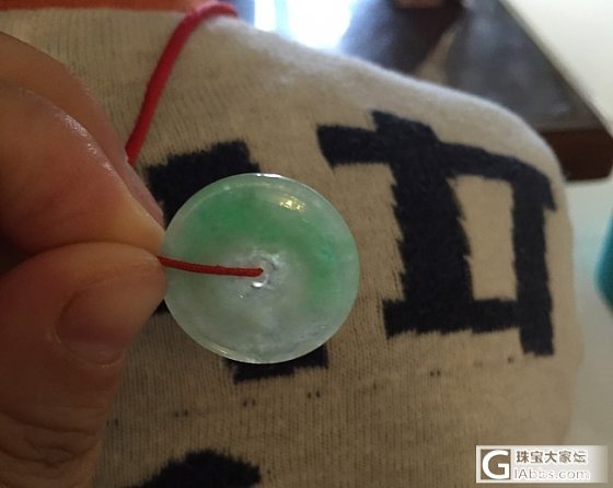 麻烦各位专家帮我看看这个平安扣！_翡翠