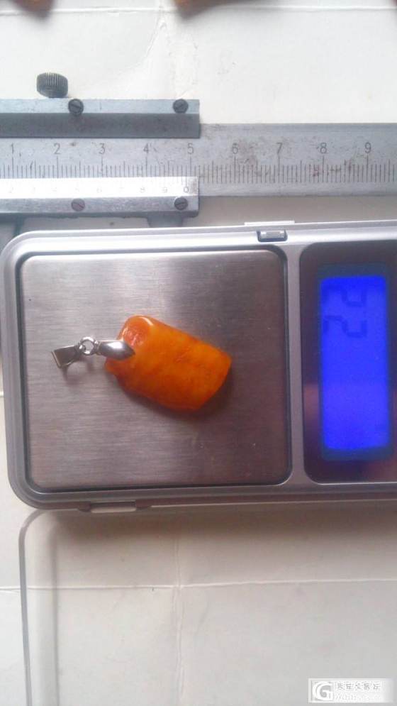 一些只去了皮的蜜蜡小坠50一个2个包邮_有机宝石