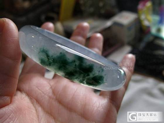 【珑藏出品】畅玉轩春节年货街翡翠A货高冰化地飘花镯_翡翠