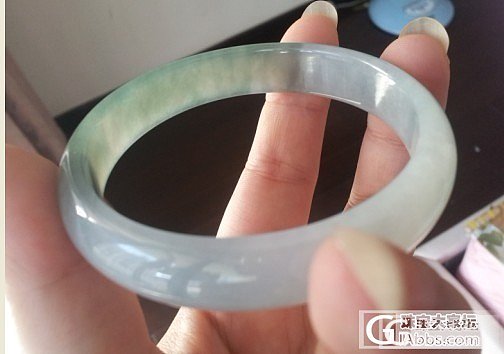 转让一只58圈口的翡翠镯子_翡翠