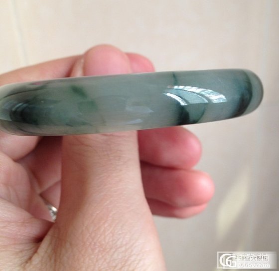 新入的贵妃镯 好看吗！_翡翠