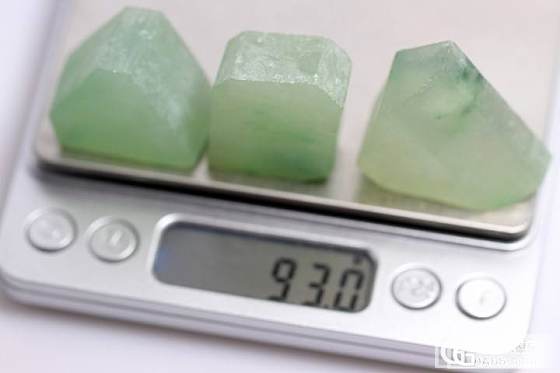 没时间搞了 出一批翡翠冰糯种料~ 看看_半成品翡翠