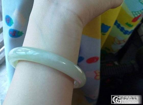 新买一镯子，求教是否和田玉？（新增加图片，在十五楼）_和田玉