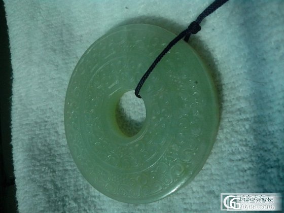 这块是和田玉吗？请叫专家们_和田玉