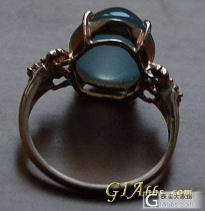 这件戒指有蓝水吗？请估个价吧_翡翠