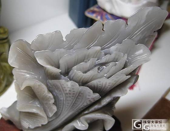 烟青玉白菜，请老师们评个价_和田玉