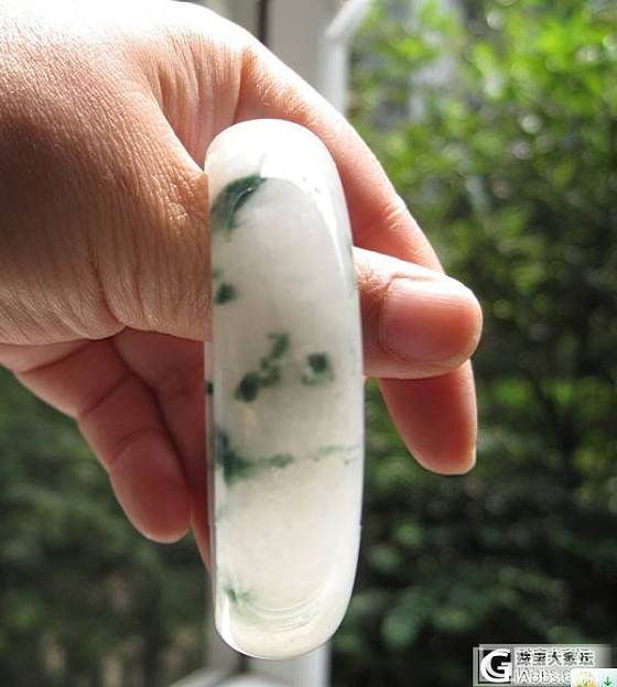 非常飘花手镯。_翡翠