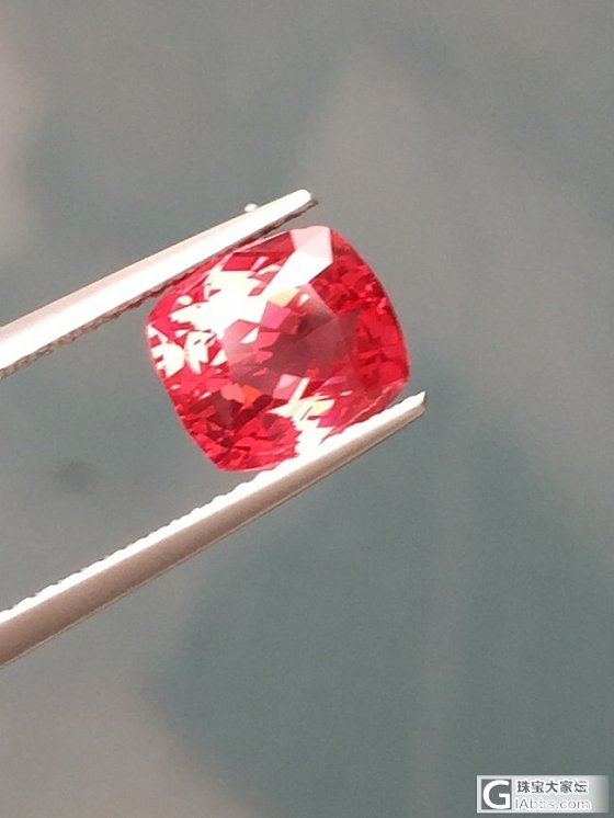 3.06克拉热粉尖晶石，颜色火彩超级赞，没见过这么干净的尖晶，大家随评～_珠宝